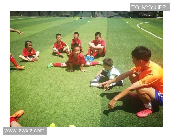 足球小子绘画技巧与步骤详解让你轻松掌握足球小子的画法